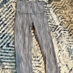 Lululemon gray herringbone align leggings size 2